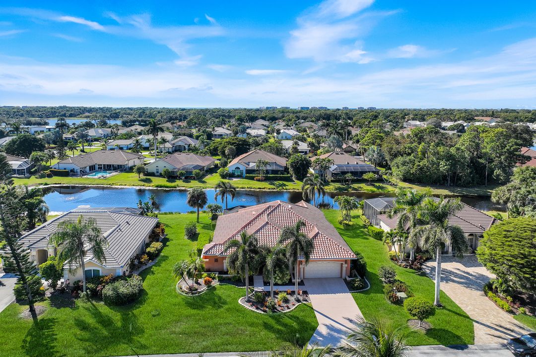 28071 Winthrop Cir, Bonita Springs, FL 34134