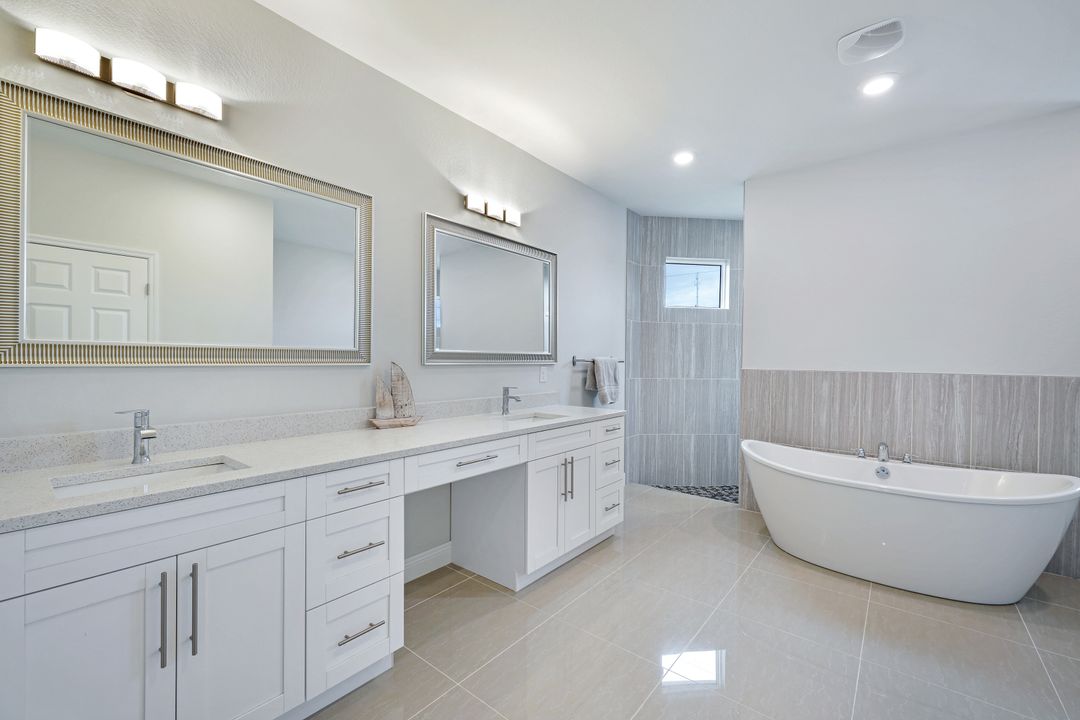 3123 SW 18th Pl, Cape Coral, FL 33914