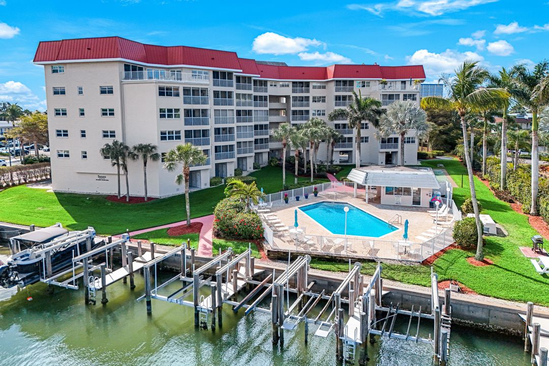 270 N Collier Blvd #304, Marco Island, FL 34145