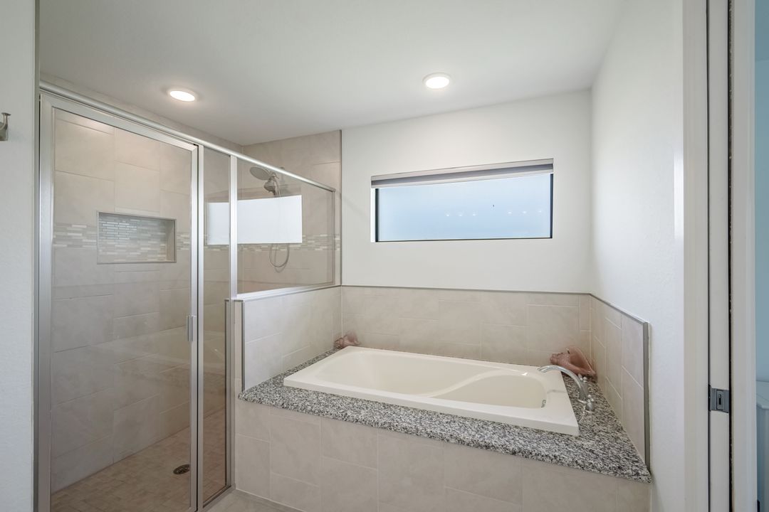 241 SW 31st St, Cape Coral, FL 33914