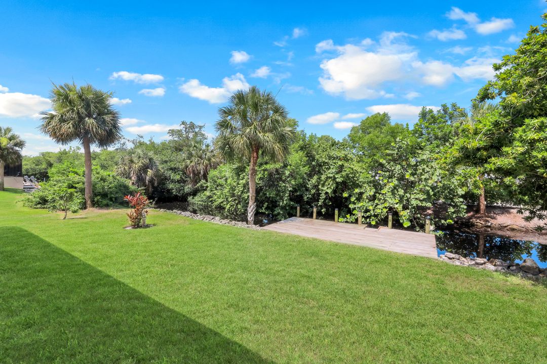 27136 Belle Rio Dr, Bonita Springs, FL 34135