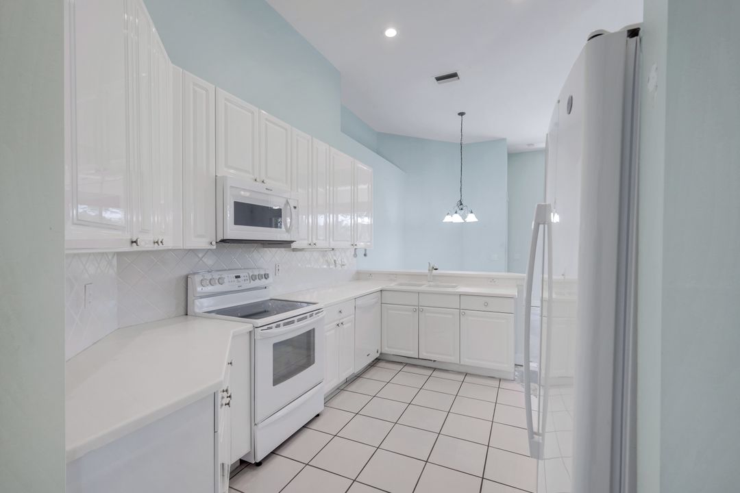 25380 Galashields Cir, Bonita Springs, FL 34134