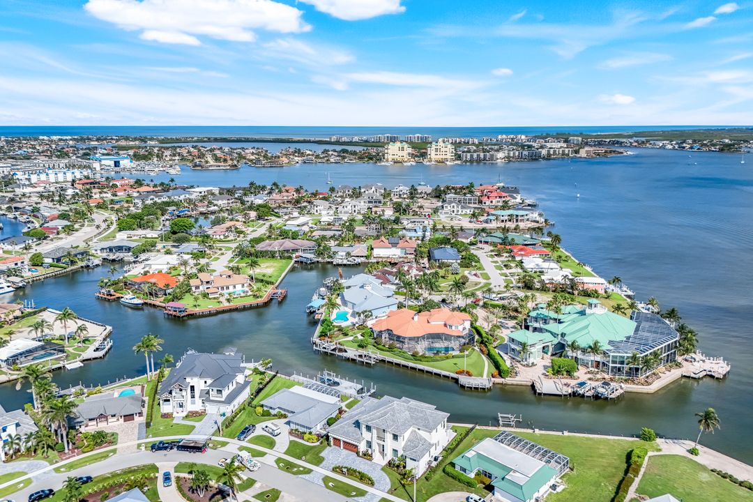 960 Iris Ct, Marco Island, FL 34145