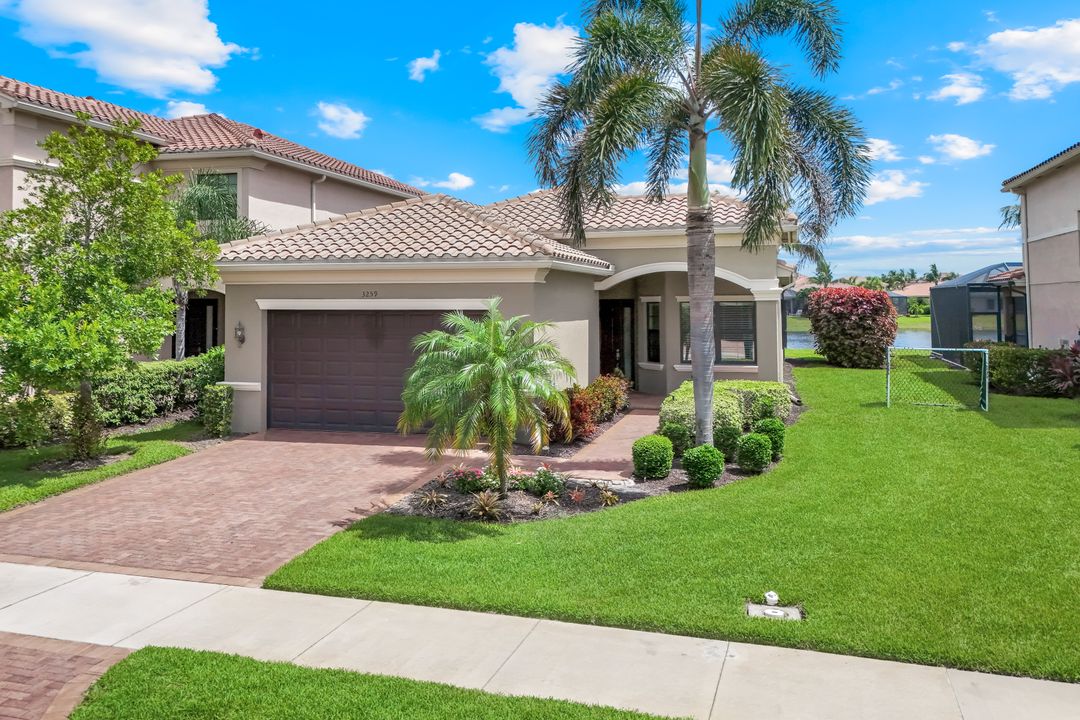 3259 Tahoe Ct, Naples, FL 34119