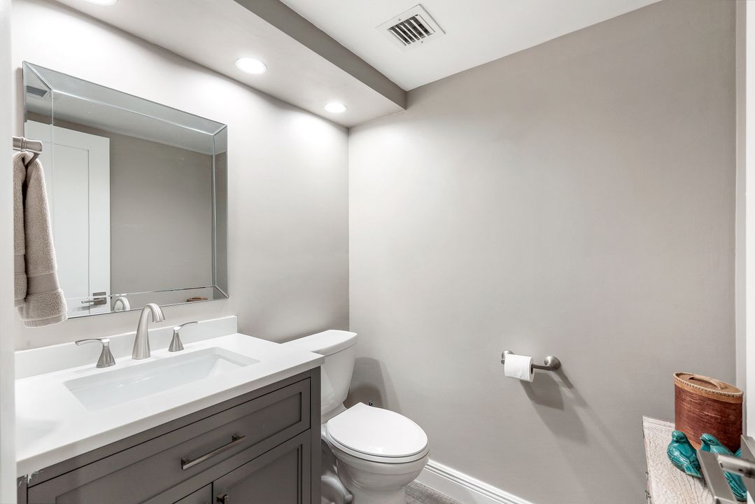 5260 S Landings Dr #809, Fort Myers, FL 33919