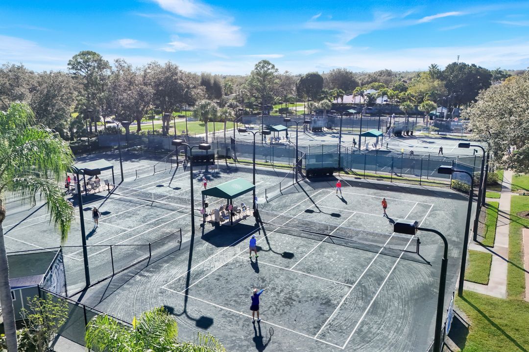 11510 Tanager Ct, Naples, FL 34119