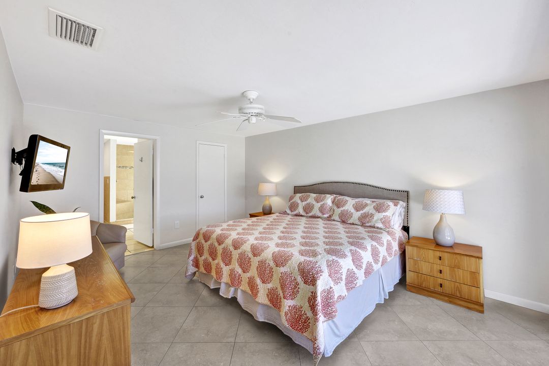 557 Hernando Dr, Marco Island, FL 34145