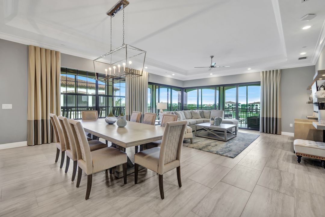 16387 Viansa Wy #302, Naples, FL 34110