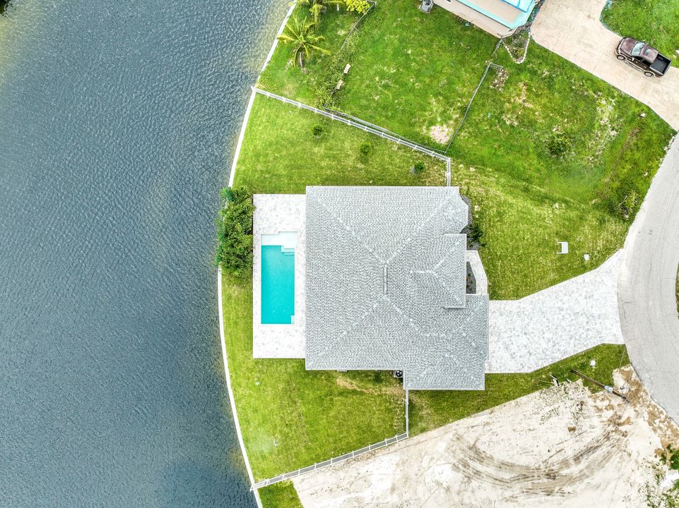 230 NE 18th St, Cape Coral, FL 33909