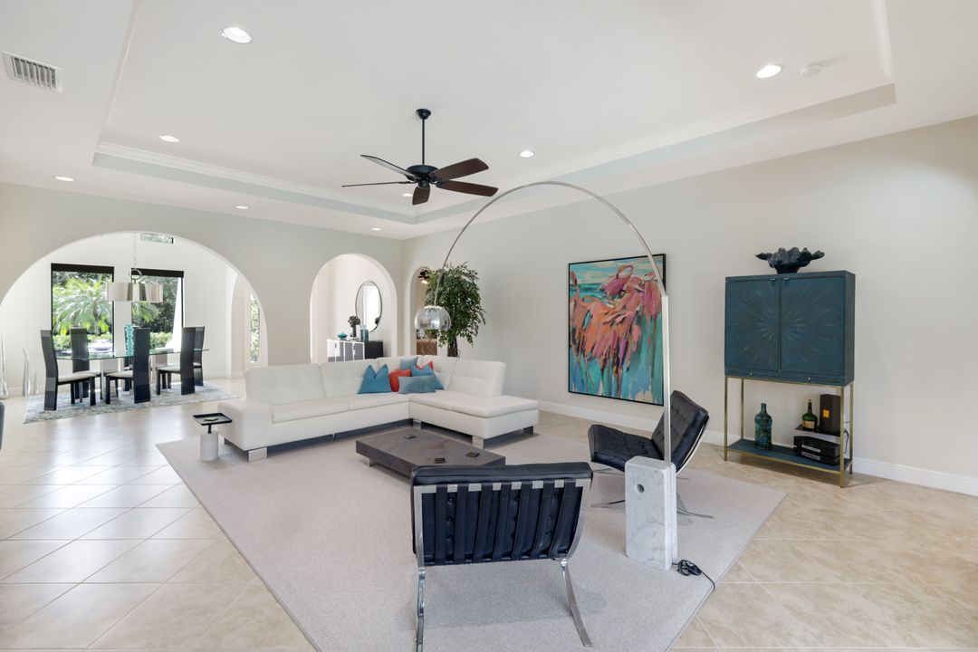 10194 Belcrest Blvd, Fort Myers, FL 33913