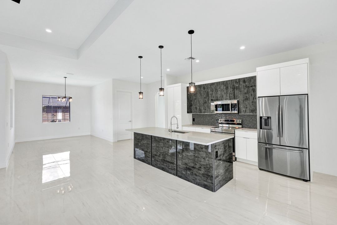 4615 SW 18th Ave, Cape Coral, FL 33914