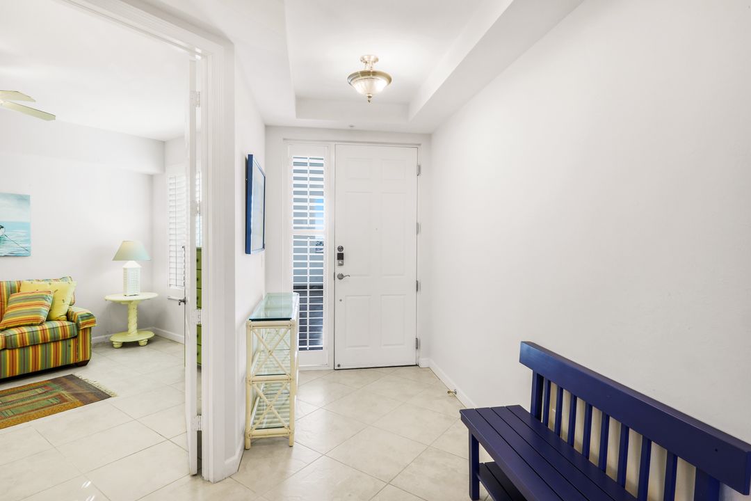 325 Dunes Blvd #605, Naples, FL 34110