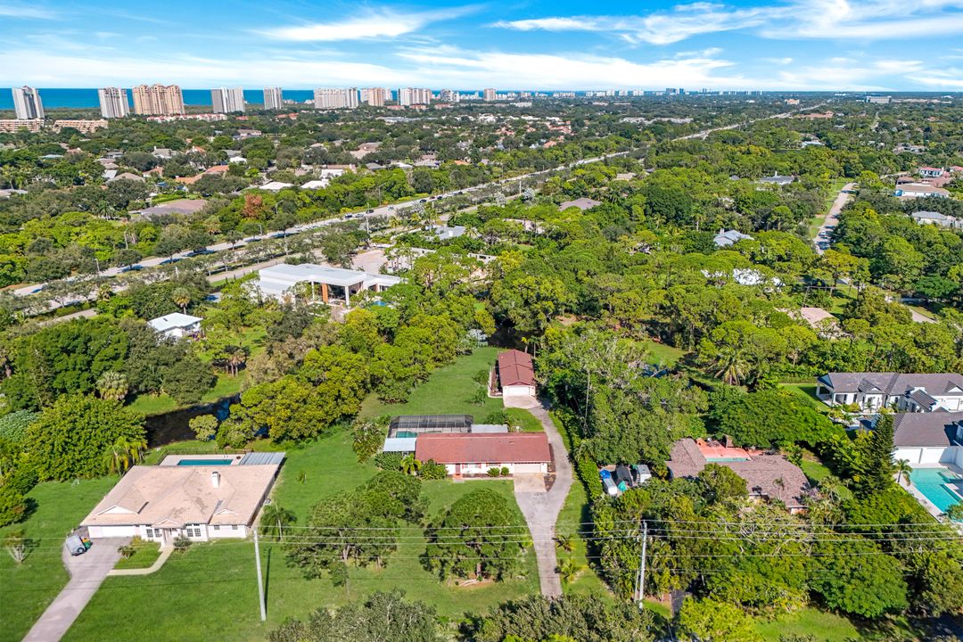 23 Center St, Naples, FL 34108