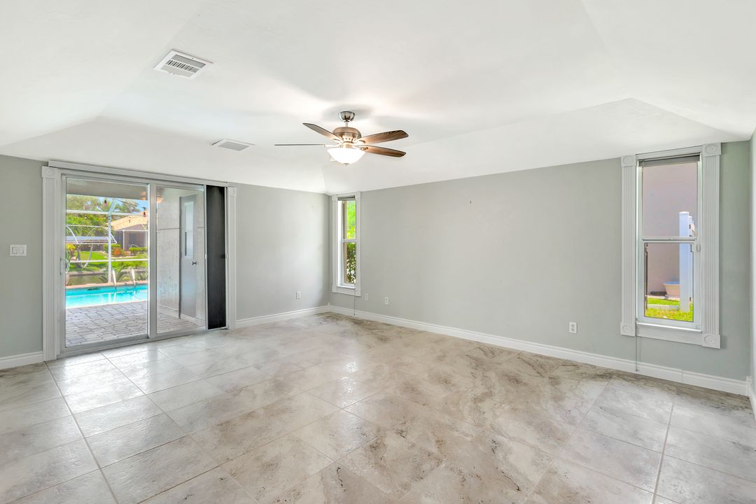5012 SW 8th Pl, Cape Coral, FL 33914