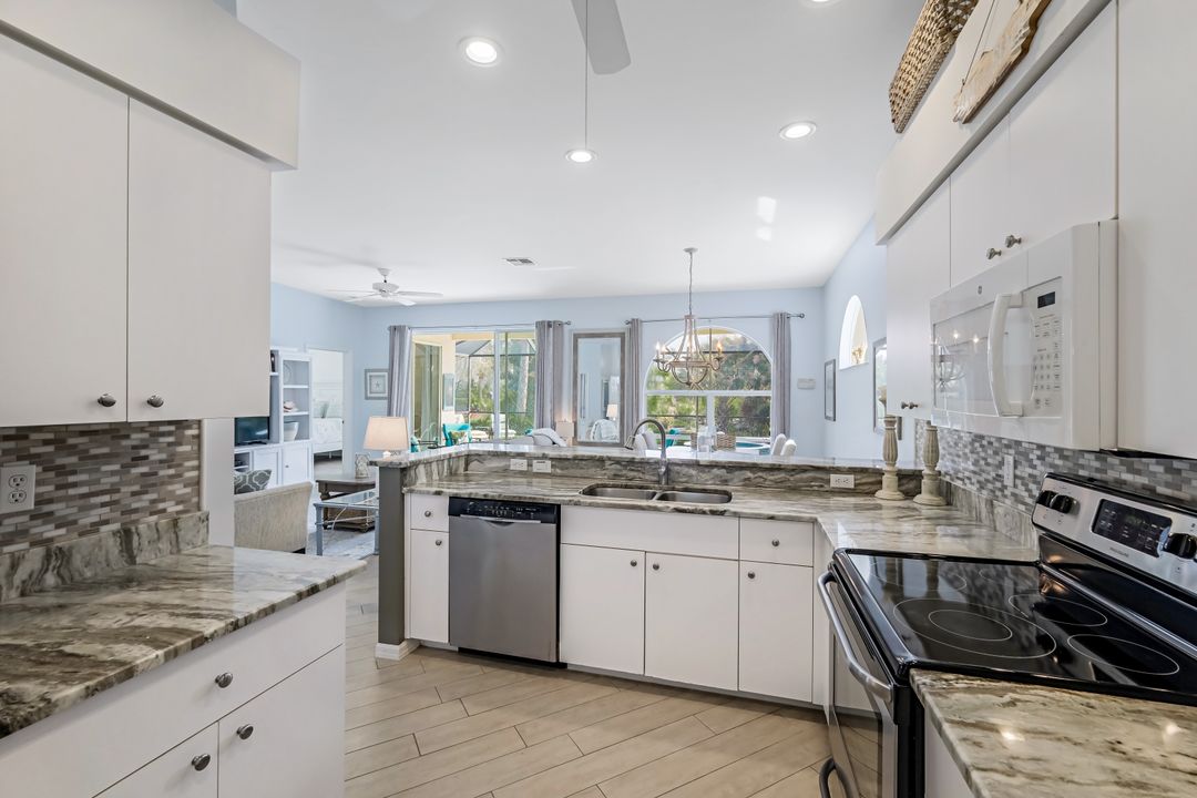 24977 Bay Cedar Dr, Bonita Springs, FL 34134