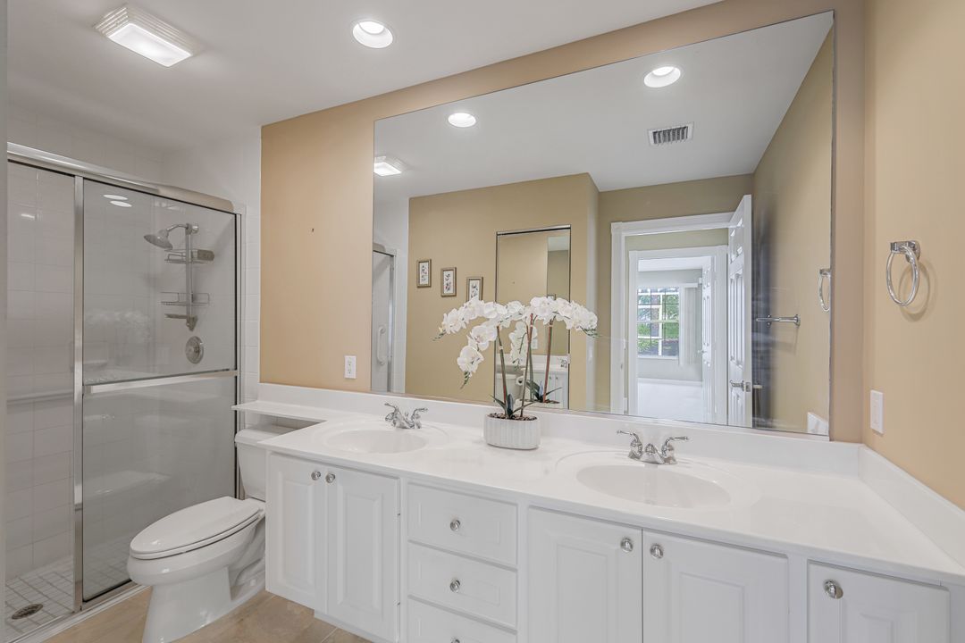 28827 Vermillion Ln, Bonita Springs, FL 34135