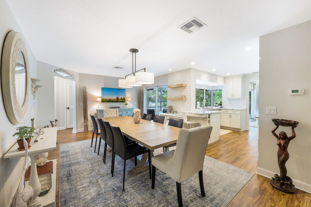 345 Henderson Ct, Marco Island, FL 34145