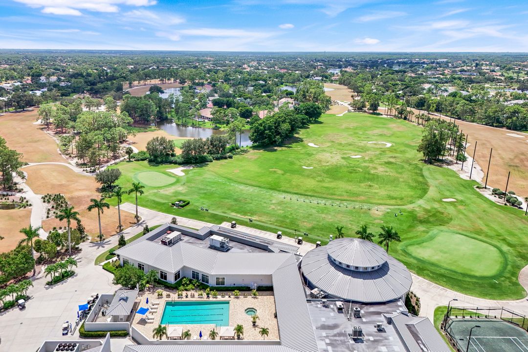 4502 Silver Fox Dr, Naples, FL 34119