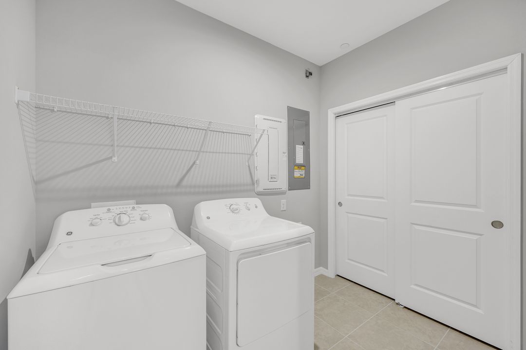 9393 Pocida Ct #104, Naples, FL 34119