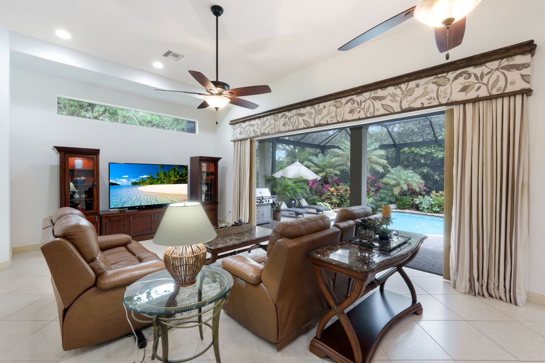 12099 Collier's Reserve Dr, Naples, FL 34110