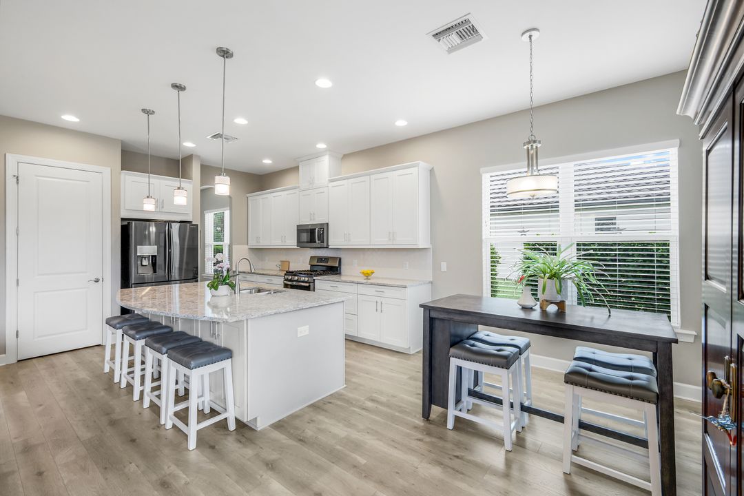 19687 Estero Pointe Ln, Fort Myers, FL 33908