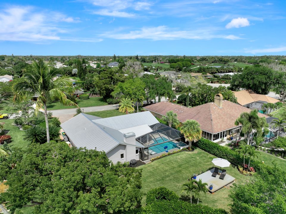 348 Country Club Ln, Naples, FL 34110
