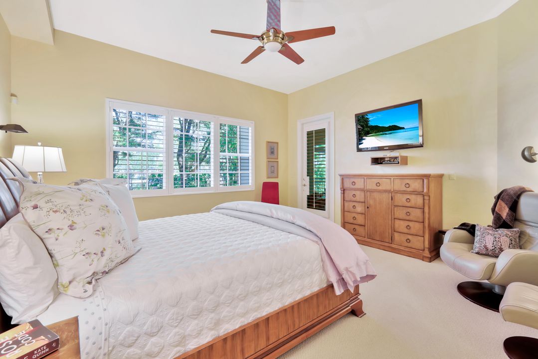 6501 Crown Colony Pl #102, Naples, FL 34108