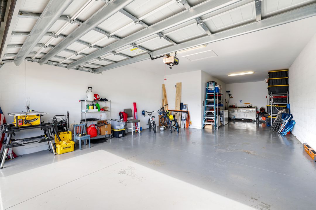 2331 Orchard St, Naples, FL 34120