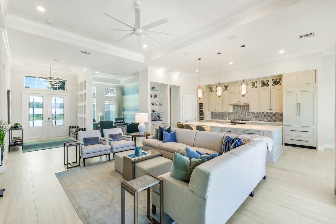 18437 WildBlue Blvd, Fort Myers, FL 33913