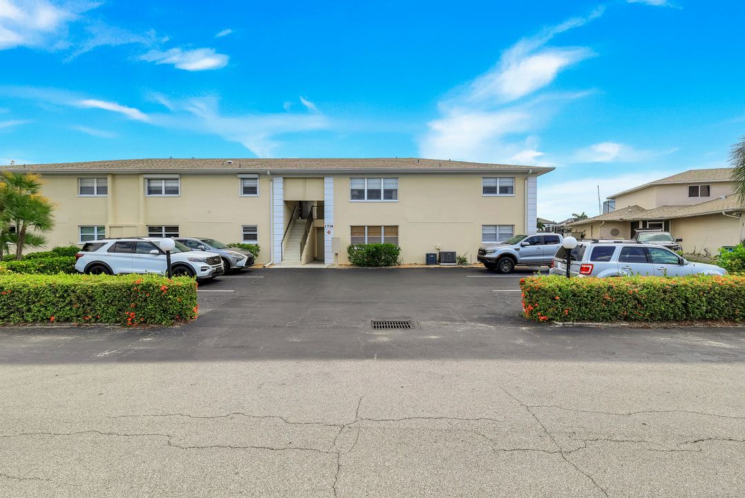 1714 Bikini Ct #103, Cape Coral, FL 33904