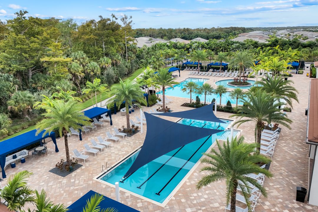 12033 Azalea Wy, Naples, FL 34120