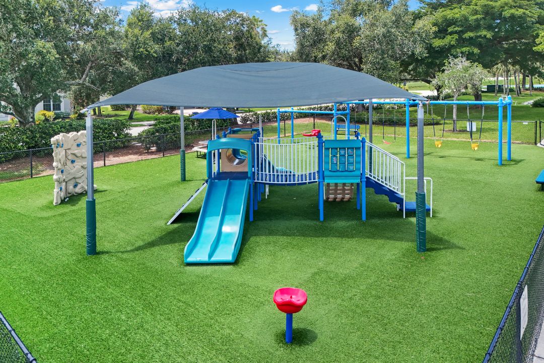 21301 Lancaster Run #825, Estero, FL 33928