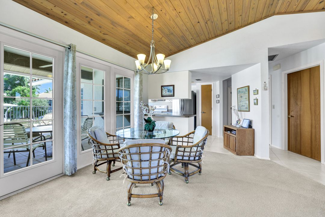 421 Cottage Ct, Marco Island, FL 34145