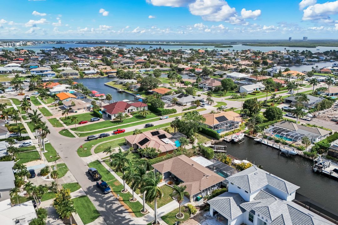 785 Willow Ct, Marco Island, FL 34145