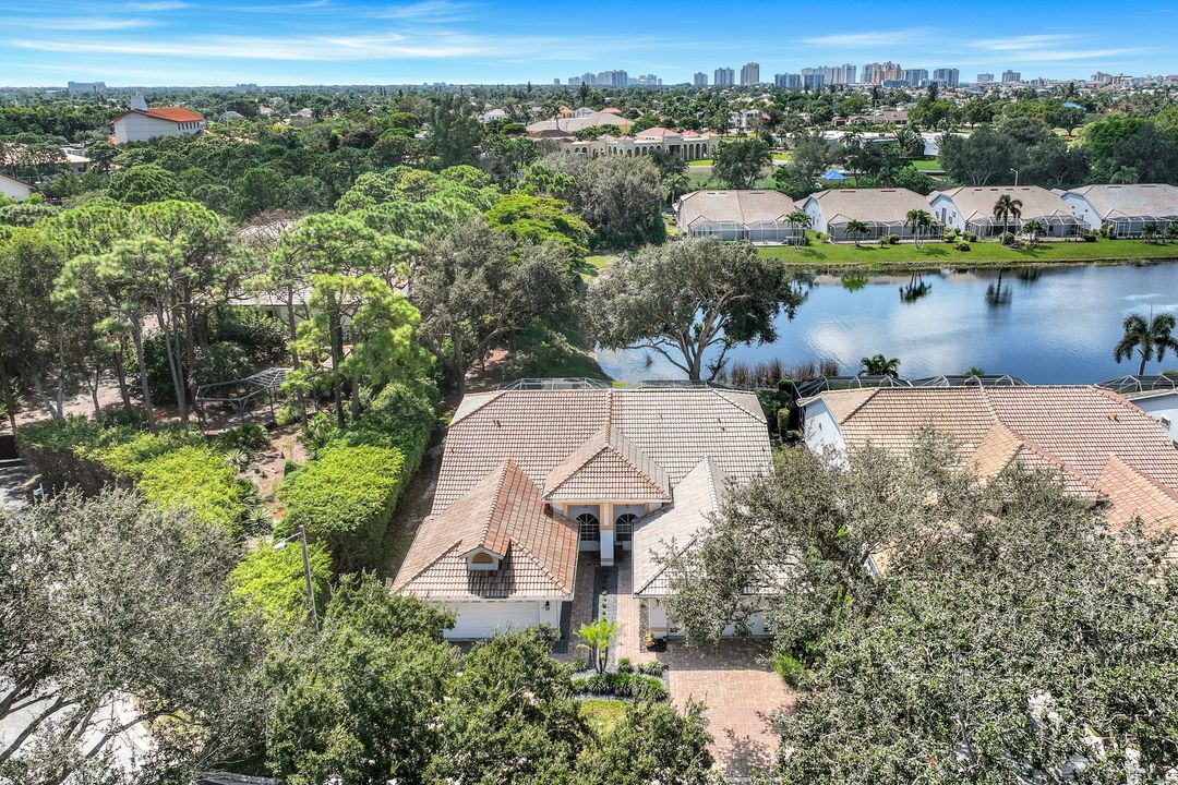 510 Captn Kate Ct, Naples, FL 34110