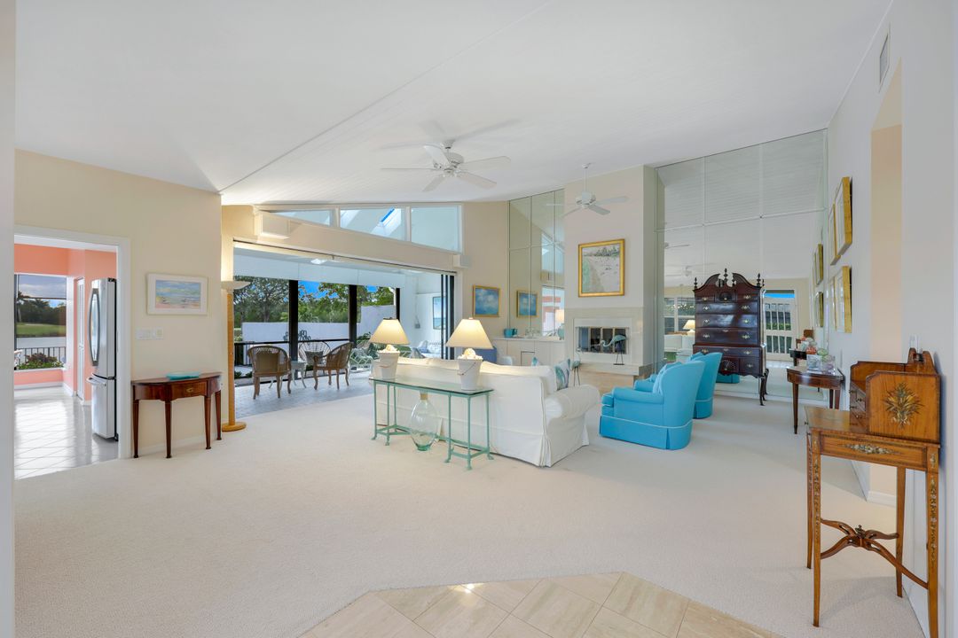 3762 Haldeman Creek Dr, Naples, FL 34112