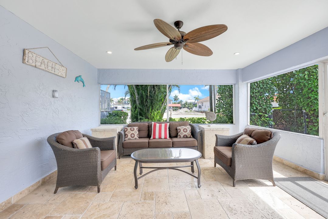 544 Seagrape Dr, Marco Island, FL 34145