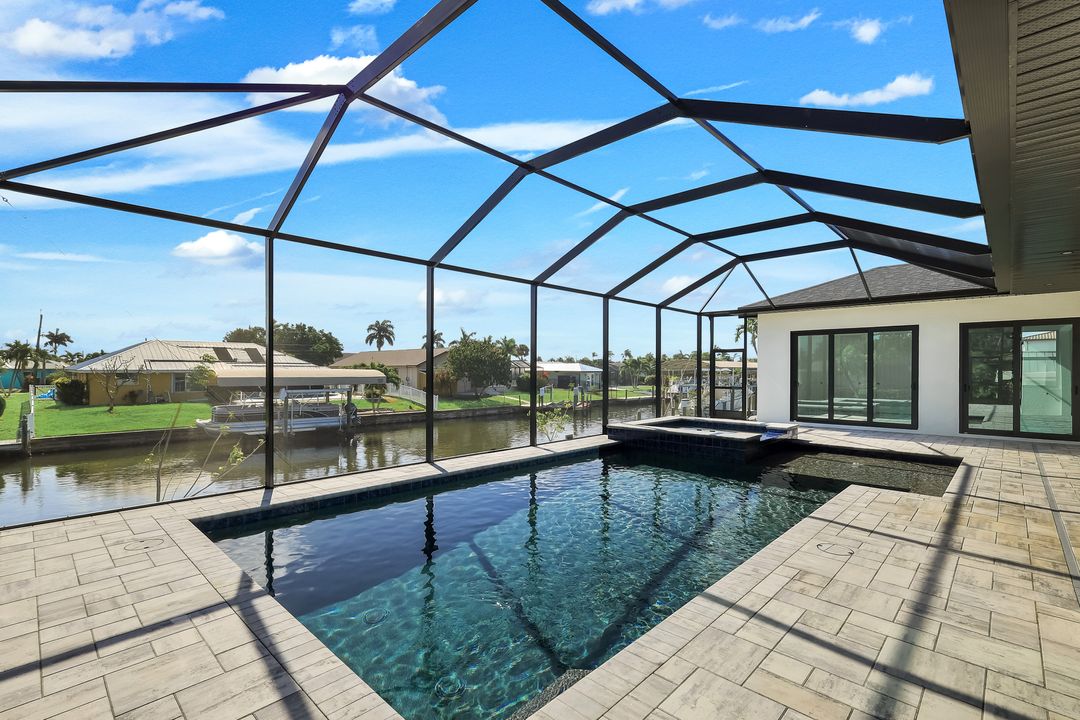 4817 Pelican Blvd, Cape Coral, FL 33914