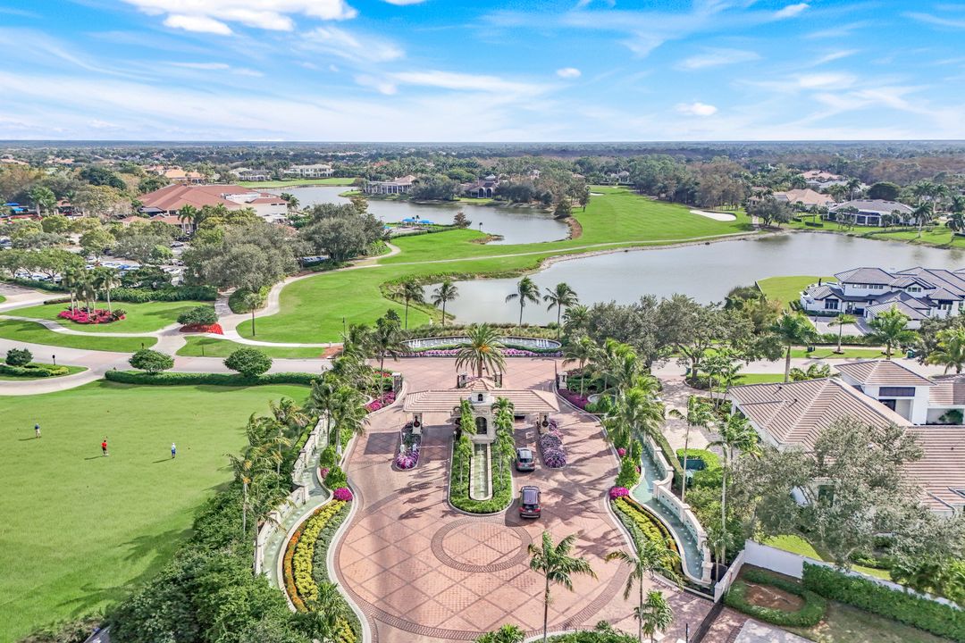 3891 Brynwood Dr, Naples, FL 34119