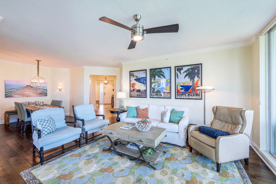 315 Dunes Blvd #PH-6, Naples, FL 34110