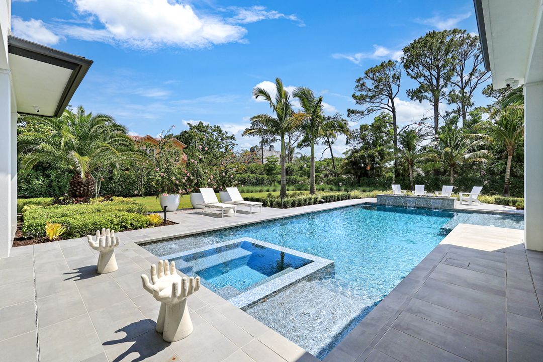 493 Carica Rd, Naples, FL 34108