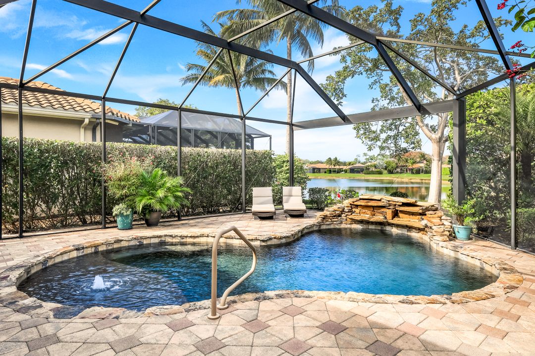 3917 Glacier Ct, Naples, FL 34119