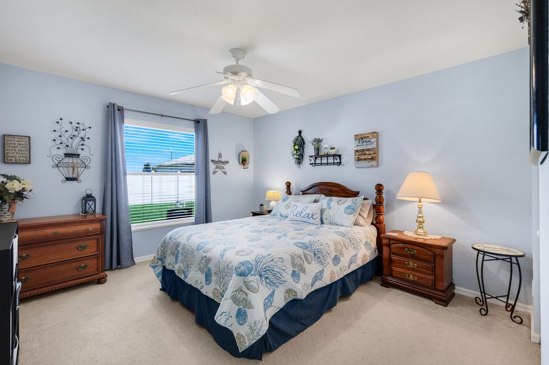 1815 NE 2nd Pl, Cape Coral, FL 33909