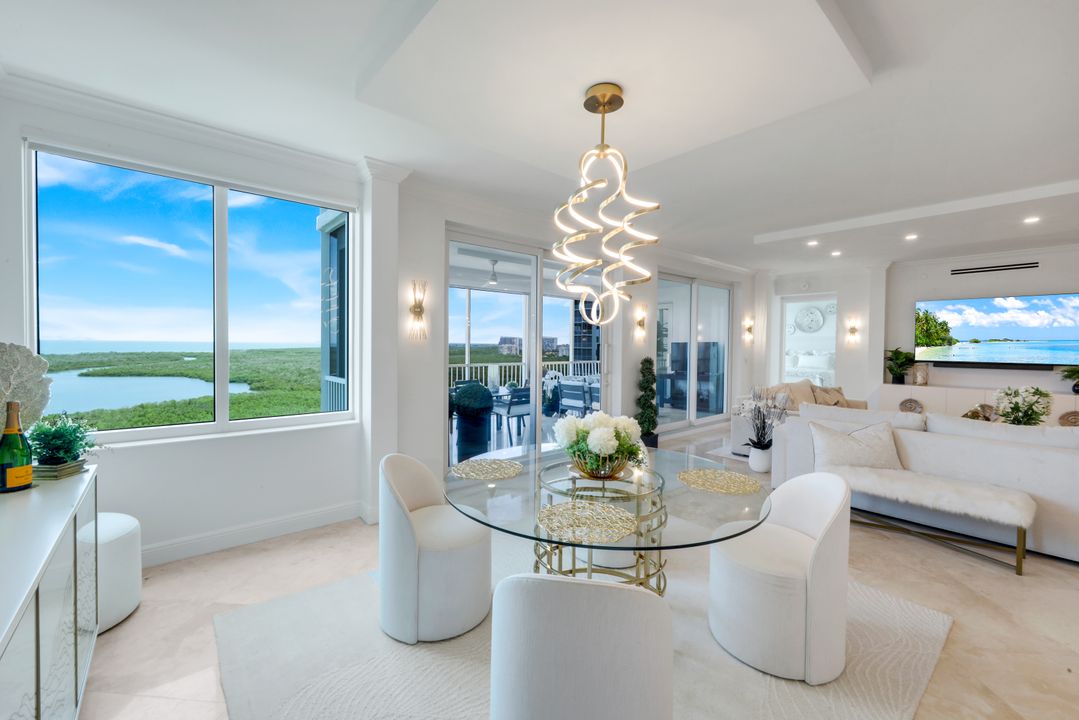 275 Indies Way #1503, Naples, FL 34110