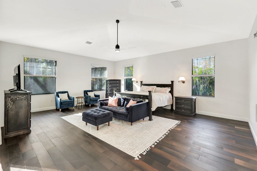 25526 Busy Bee Dr, Bonita Springs, FL 34135