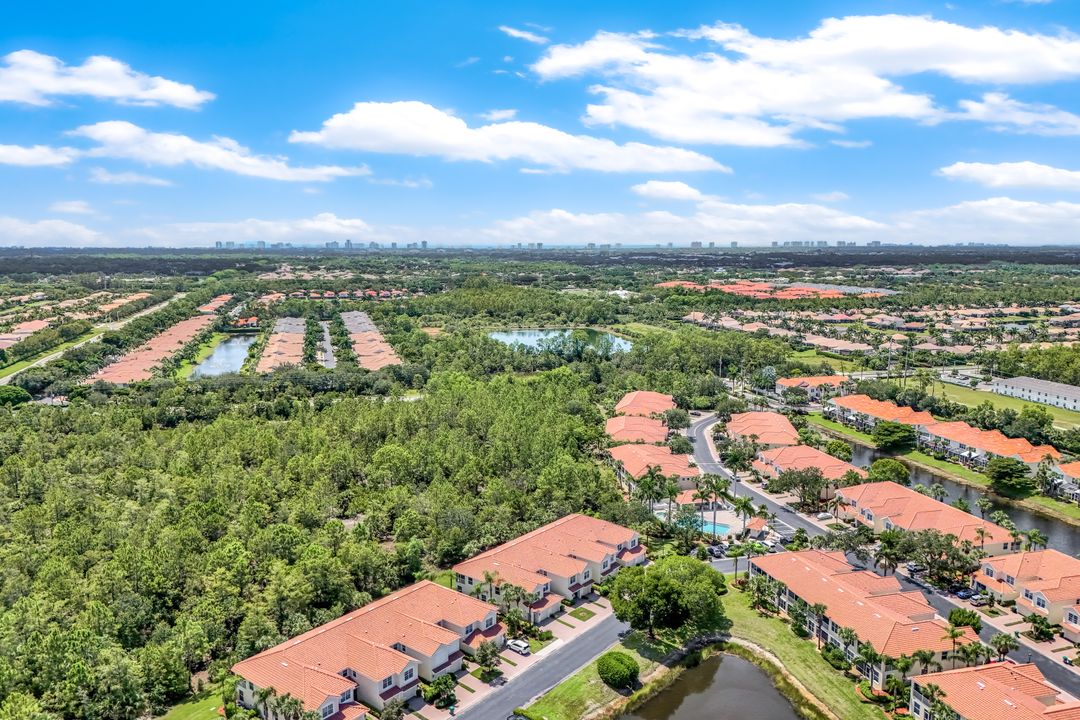 1375 Henley St #402, Naples, FL 34105