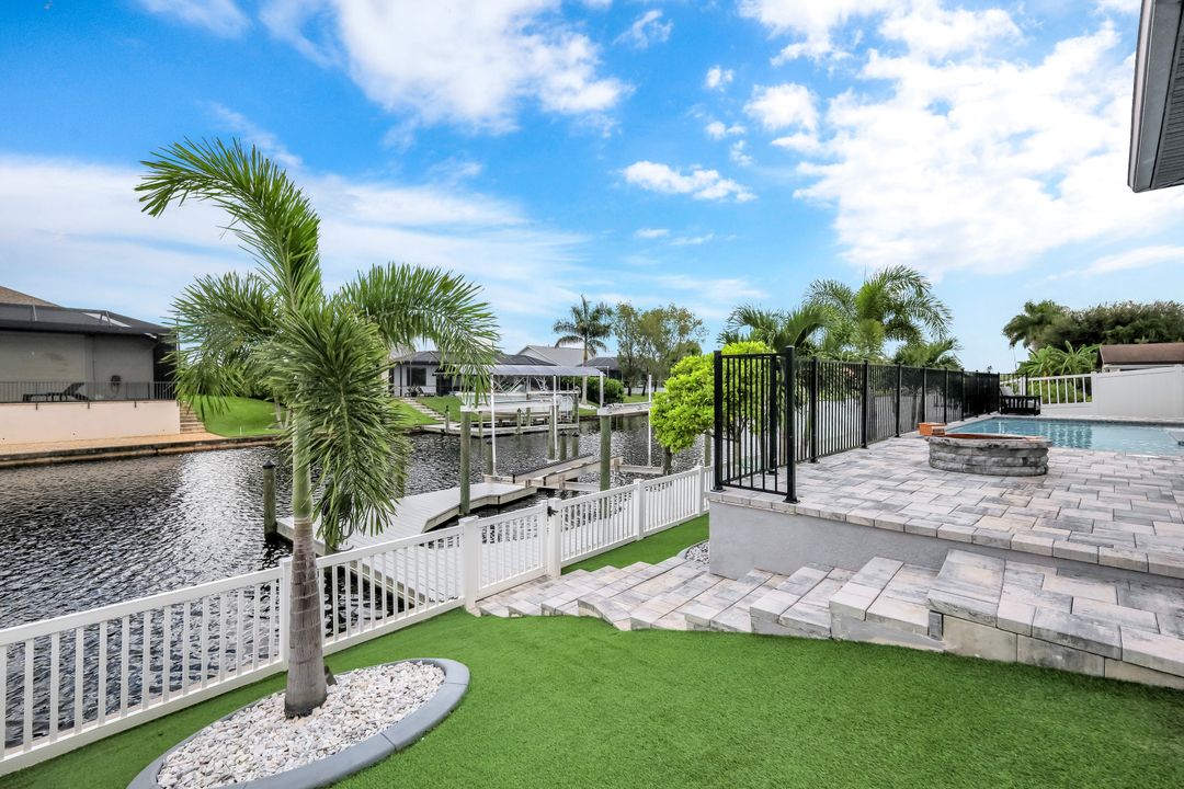 1909 SE 14th St, Cape Coral, FL 33990