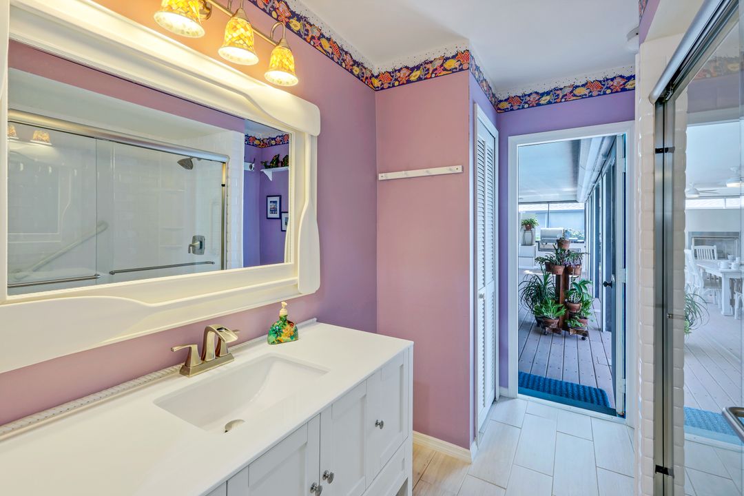 1004 Archer Pkwy E, Cape Coral, FL 33904