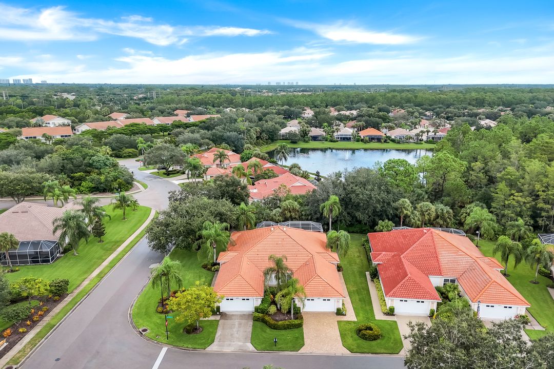 5867 Northridge Dr, Naples, FL 34110