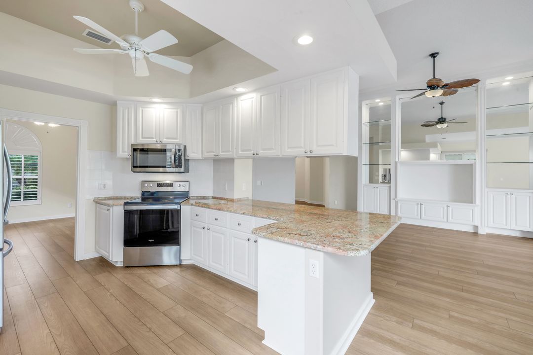 3821 Whidbey Way, Naples, FL 34119